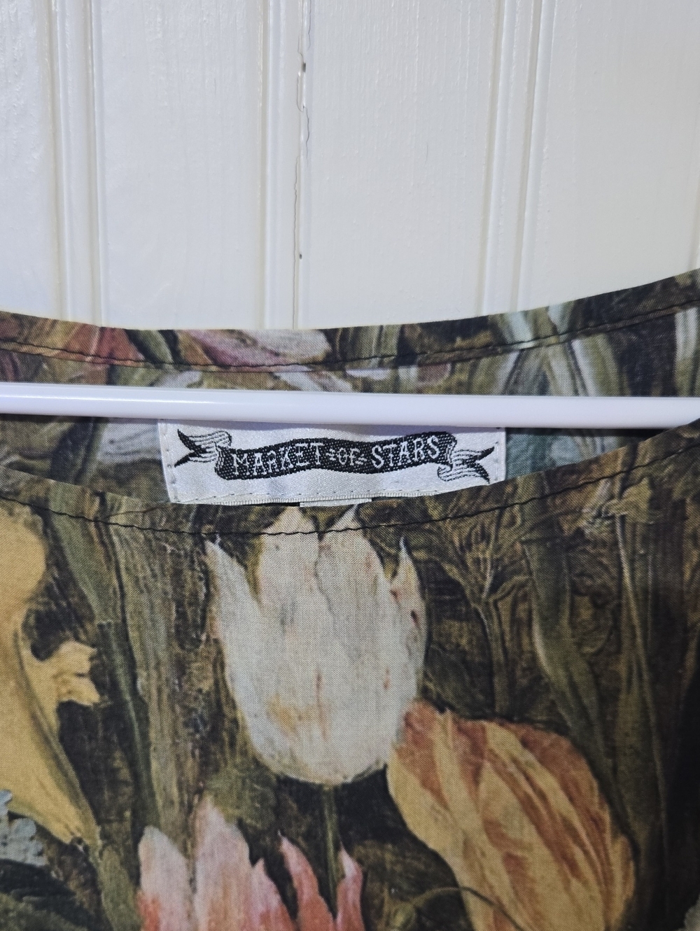 Market Of Stars Floral Print Relaxed Fit Women's Top - Olive Multi - Picture 2 of 3